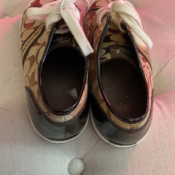 Coach Tan Monogram Lace-Up Sneakers SIZE 7 - Picture 4 of 7